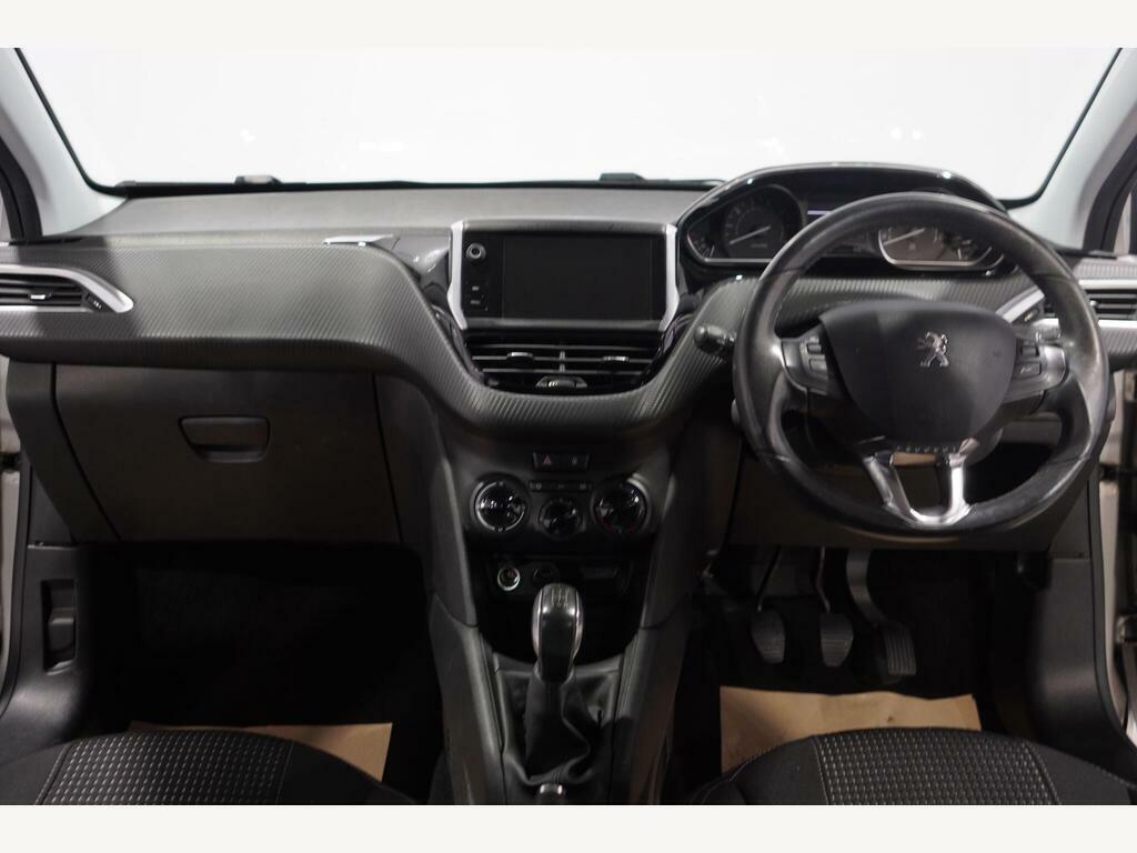 Peugeot 208 Hatchback Silver #13