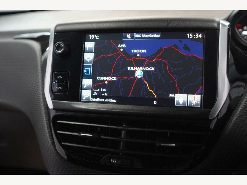 Peugeot 208 Hatchback Silver #2