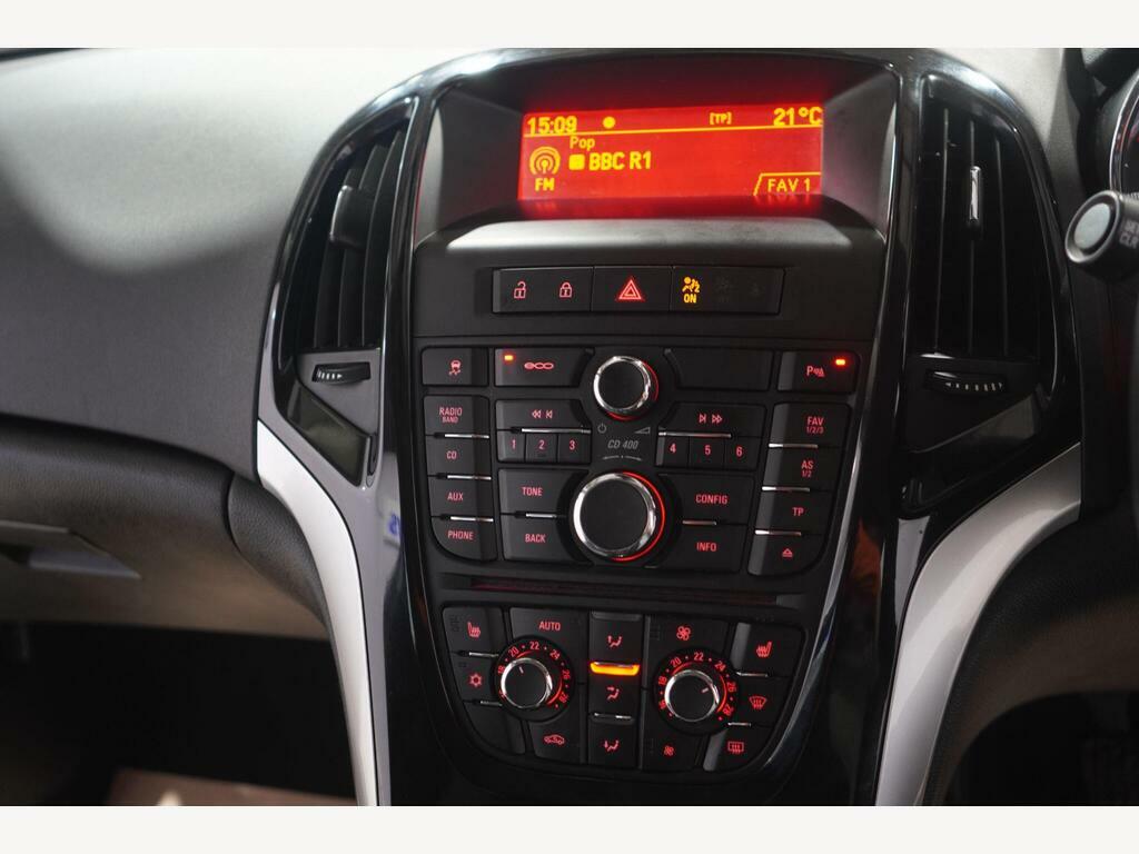Vauxhall Astra 1.4T 16V Limited Edition Leather Hatchback Black #14