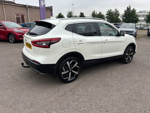 Nissan Qashqai Dci Tekna VF17RXN White #5
