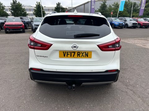 Nissan Qashqai Dci Tekna VF17RXN White #6
