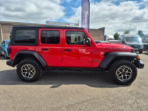 Jeep Wrangler Rubicon Unlimited Red #4