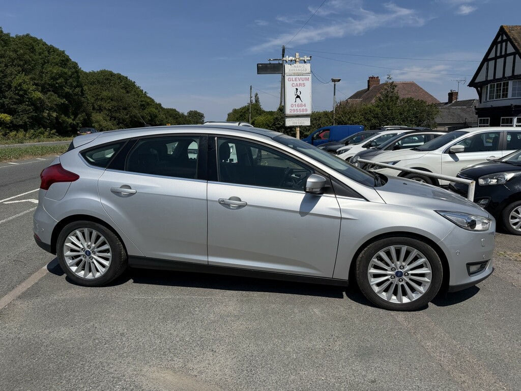 Ford Focus Hatchback 1.5 Tdci Titanium X 2015 SA15YPR Silver