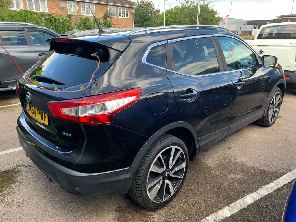 Nissan Qashqai Suv 1.5 Dci Tekna 2014 Black #3