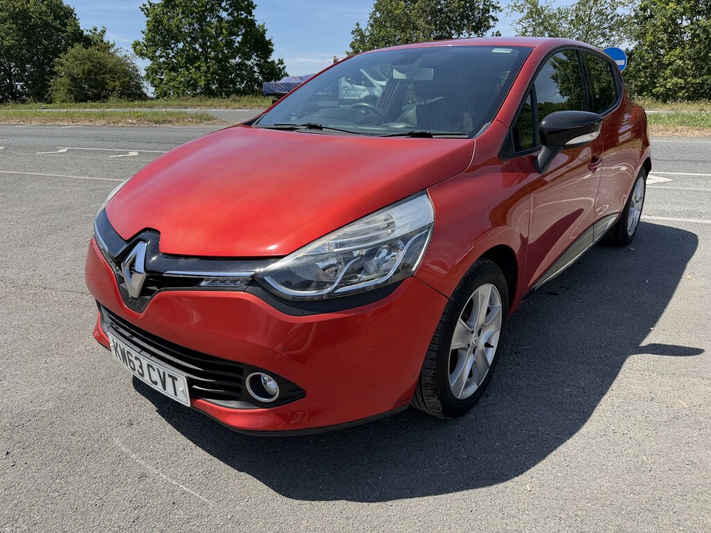 Renault Clio Hatchback 1.2 Dynamique Medianav 1.2 16V 75 2014 Red #4