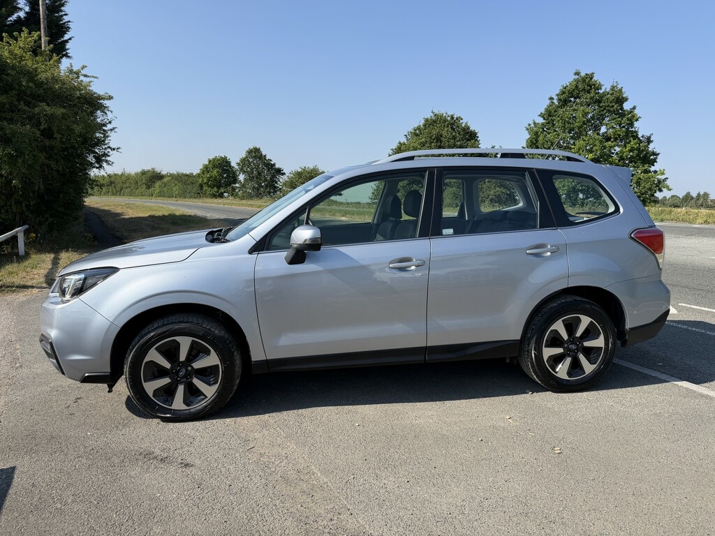 Subaru Forester Suv 2.0 D Xc Premium 2018 Silver #5