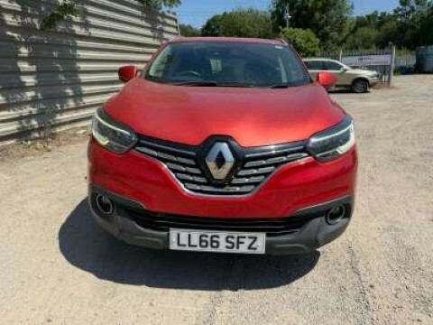 Renault Kadjar Suv 1.5 Dynamique Nav Dci 110 2016 Red #2