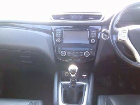 Nissan Qashqai N-tec Black #14
