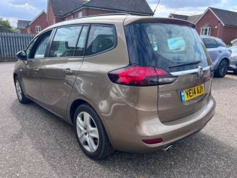 Vauxhall Zafira Tourer Mpv 2.0 Cdti Exclusiv 2014 Brown #3