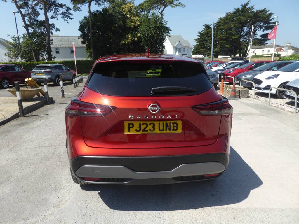 Nissan Qashqai 1.3 Dig-t Mh N-connecta Navigation 158 Ps PJ23UNB Red #4