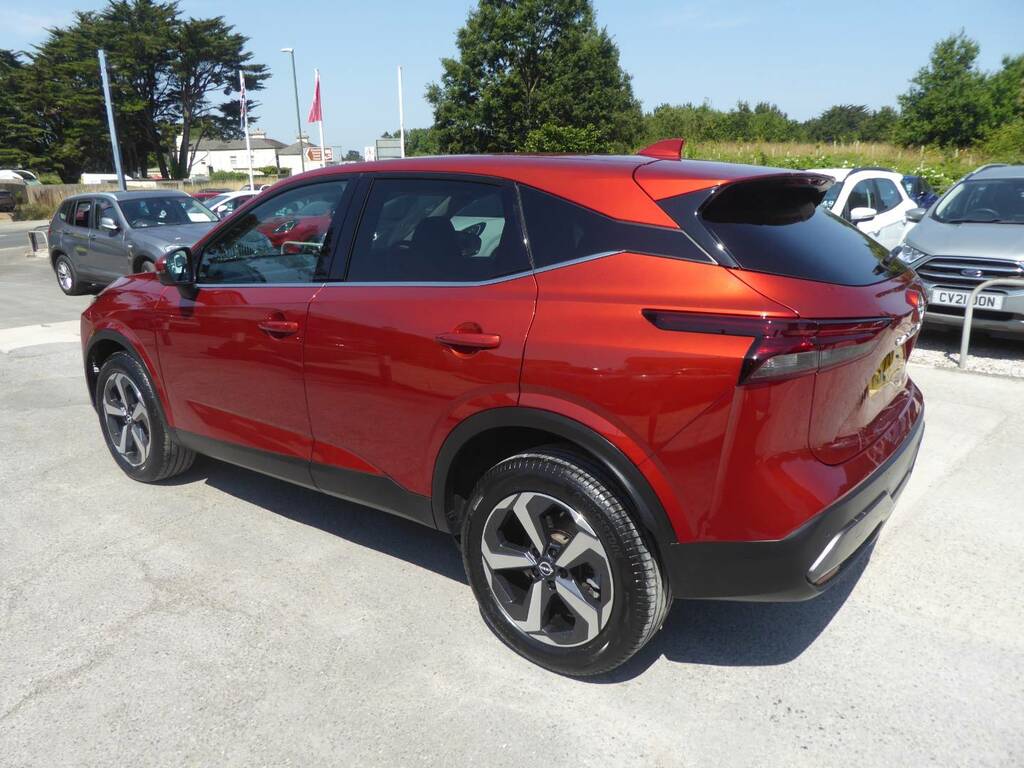 Nissan Qashqai 1.3 Dig-t Mh N-connecta Navigation 158 Ps PJ23UNB Red #5