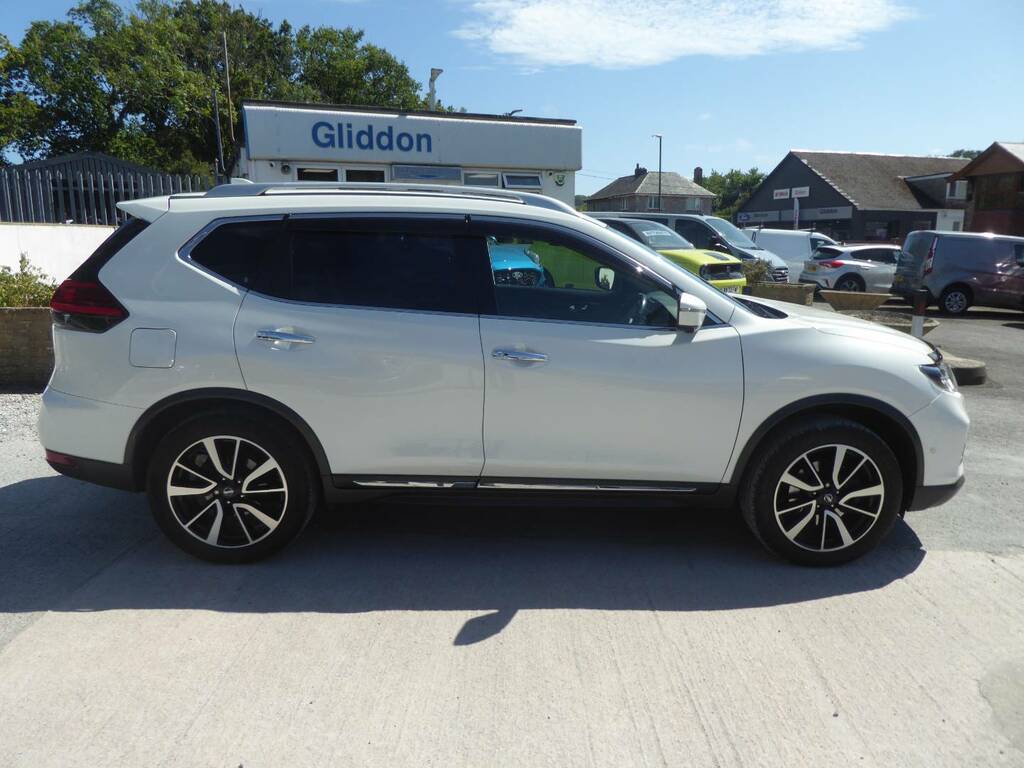 Nissan X-Trail 1.6 Dci Tekna Navigation 150 Ps 7 Seats 2 Owners F White #2