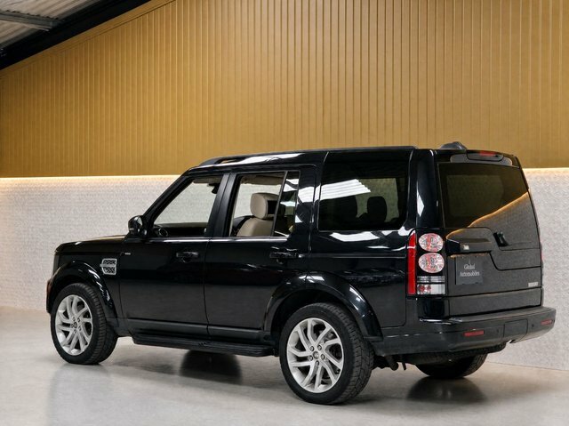 Land Rover Discovery 4 3.0 Sd V6 Hse Black #5