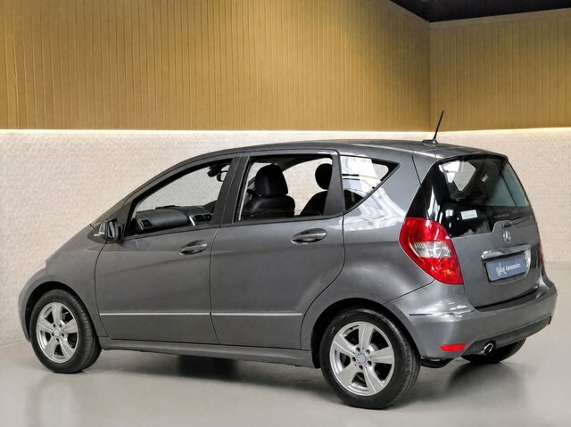 Mercedes-Benz A Class A180 Cdi Elegance Se Silver #24