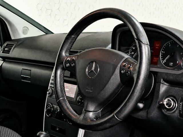 Mercedes-Benz A Class A180 Cdi Elegance Se Silver #12