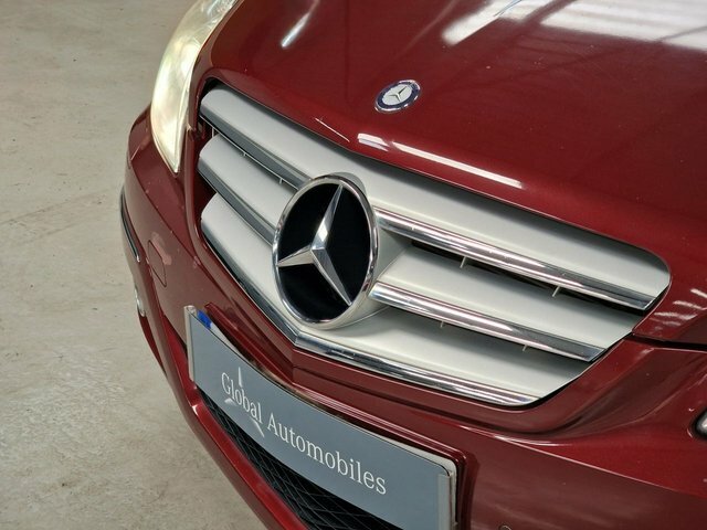 Mercedes-Benz B Class 2.0 B180 Cdi Sport Red #4
