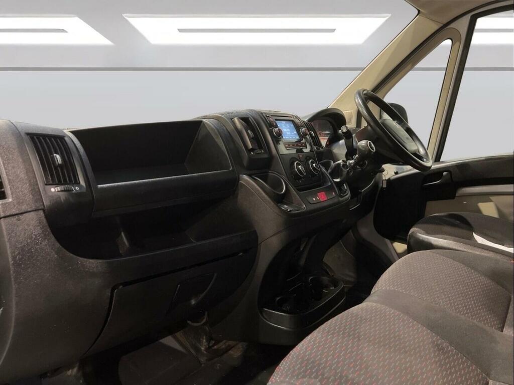 Peugeot Boxer Panel Van White #8