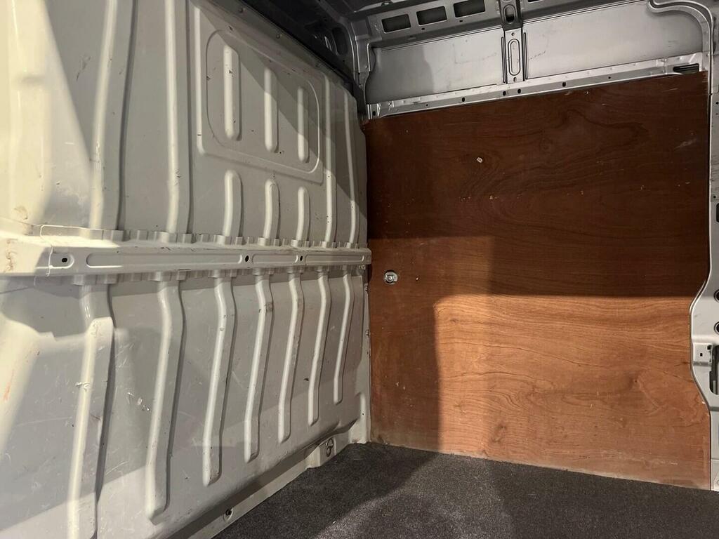 Peugeot Boxer Panel Van White #18