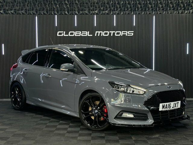 Ford Focus 2016 2.0T Ecoboost St-3 Hatchback Manua MA16JXT Grey