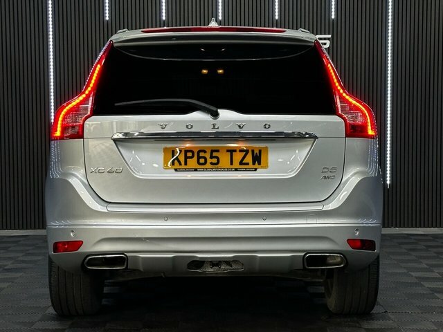 Volvo XC60 2015 2.4 D5 Se Lux Nav Suv Awd Eur Silver #4