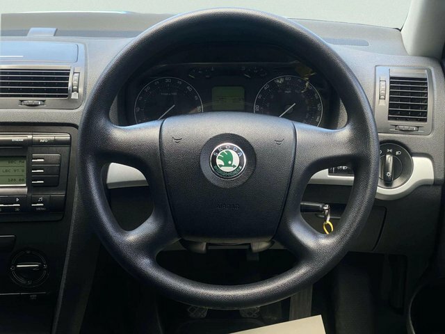 Skoda Octavia 2.0L 2.0 Tdi Laurin Klement Dsg Euro 4 Grey #14