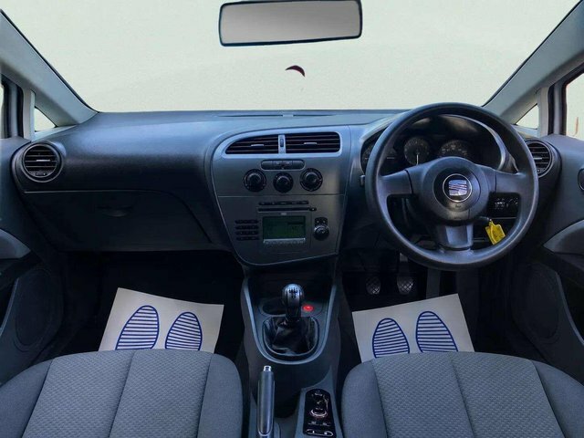 Seat Leon Reference Sport Red #10