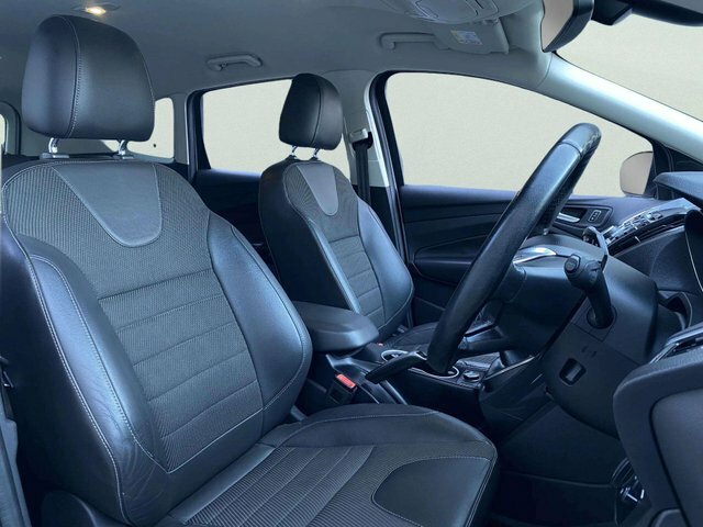Ford Kuga 2.0 Tdci Zetec Suv Awd Euro 6 S Black #15