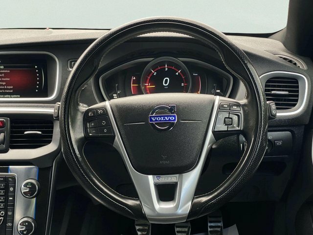 Volvo V40 T2 122 R Design Geartronic F.s.hulez Compl Black #20