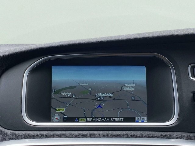 Volvo V40 T2 122 R Design Geartronic F.s.hulez Compl Black #42
