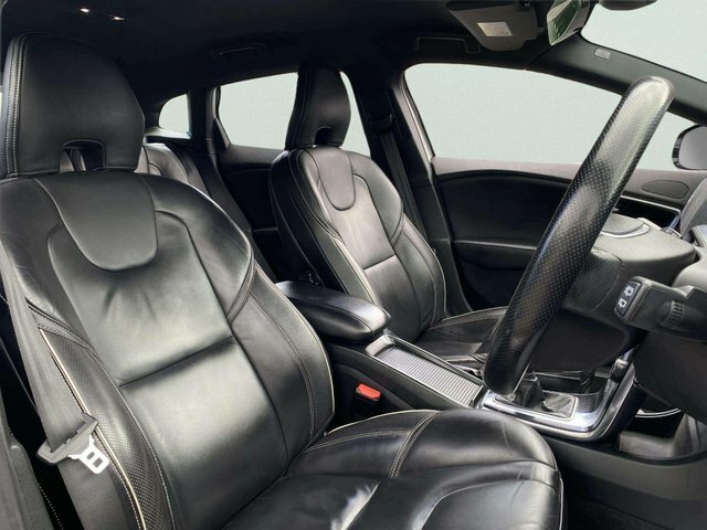 Volvo V40 T2 122 R Design Geartronic F.s.hulez Compl Black #23