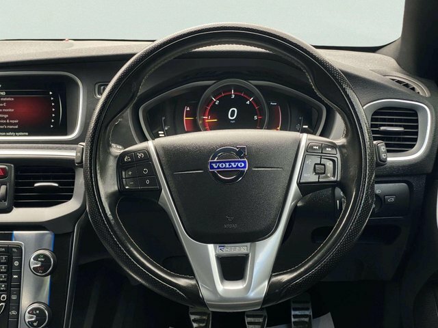 Volvo V40 T2 122 R Design Geartronic F.s.hulez Compl Black #45