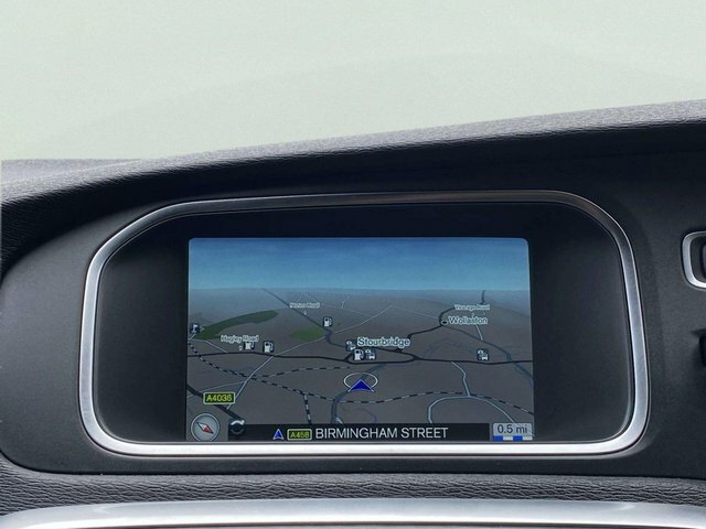 Volvo V40 T2 122 R Design Geartronic F.s.hulez Compl Black #16