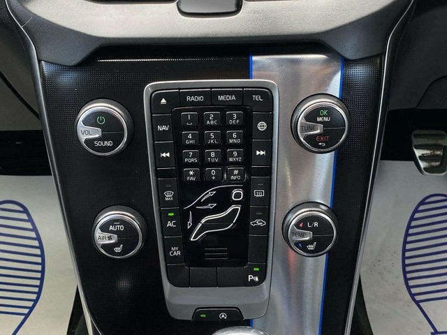 Volvo V40 T2 122 R Design Geartronic F.s.hulez Compl Black #15