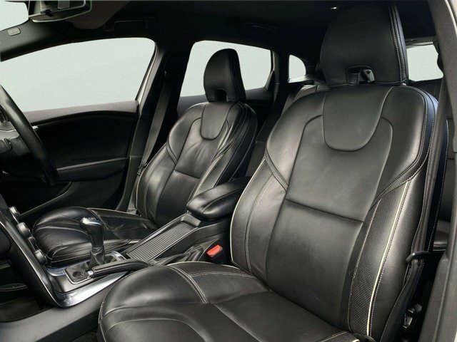 Volvo V40 T2 122 R Design Geartronic F.s.hulez Compl Black #24