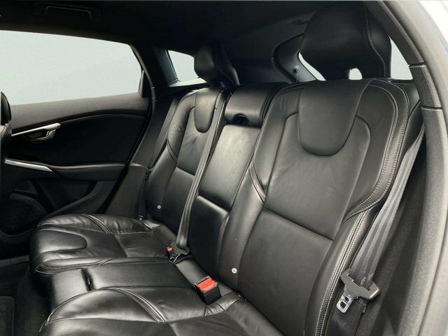 Volvo V40 T2 122 R Design Geartronic F.s.hulez Compl Black #26