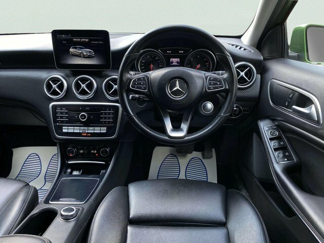 Mercedes-Benz A Class 2017 1.5 A180d Sport 7G-dct Euro 6 Ss Green #3