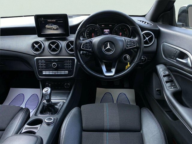 Mercedes-Benz CLA Class 2016 2.1 Cla200d Sport Coupe Euro 6 Ss White #3