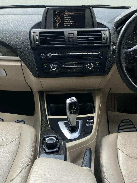 BMW 1 Series M135i Black #38