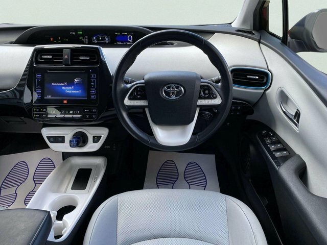 Toyota Prius 1.8 Vvti Excel Cvt White #38
