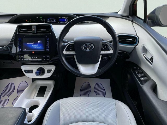 Toyota Prius 1.8 Vvti Excel Cvt White #12