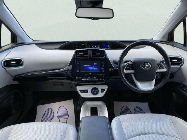 Toyota Prius 1.8 Vvti Excel Cvt White #36