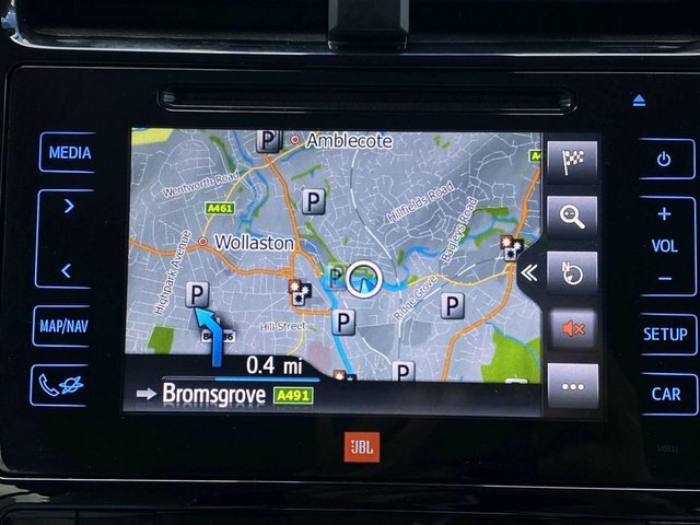 Toyota Prius 1.8 Vvti Excel Cvt White #16