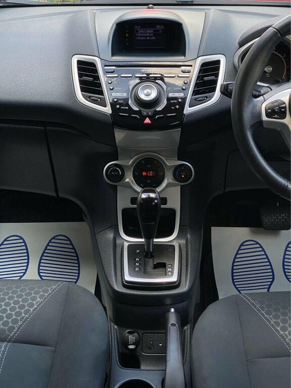 Ford Fiesta 1.4 Zetec 16V 96 Bhp Red #34