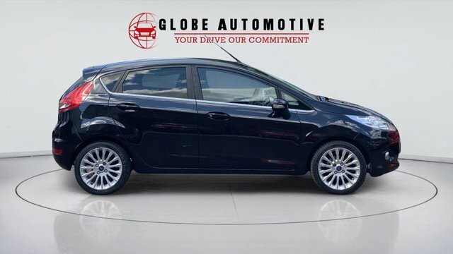 Ford Fiesta 1.4 Zetec 16V 96 Bhp Red #4