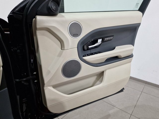 Land Rover Range Rover Evoque Dynamic White #84