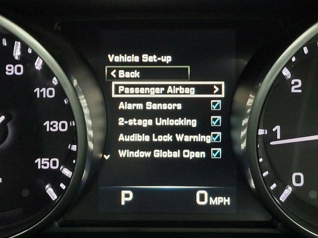 Land Rover Range Rover Evoque 2.2 Sd4 Pure 9 Tech Pack White #59
