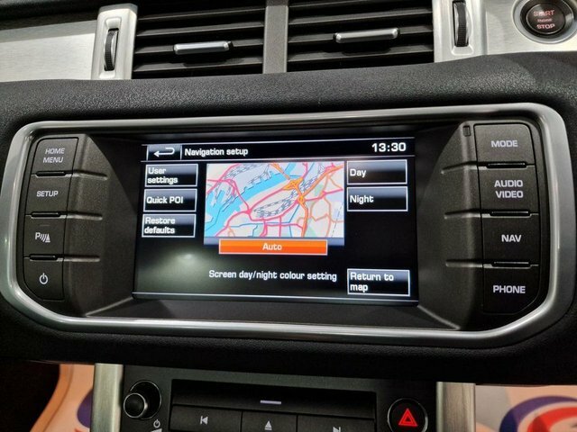 Land Rover Range Rover Evoque 2.2 Sd4 Pure 9 Tech Pack White #36