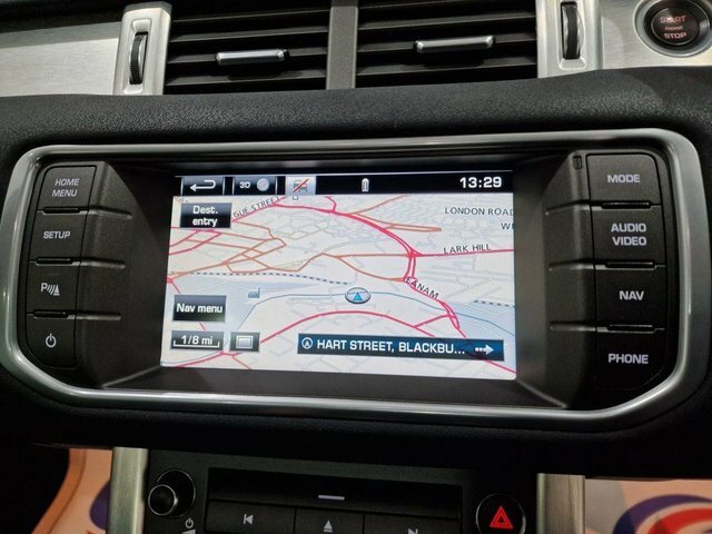 Land Rover Range Rover Evoque 2.2 Sd4 Pure 9 Tech Pack White #31