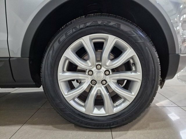 Land Rover Range Rover Evoque 2.2 Sd4 Pure 9 Tech Pack White #88