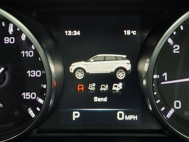 Land Rover Range Rover Evoque 2.2 Sd4 Pure 9 Tech Pack White #64